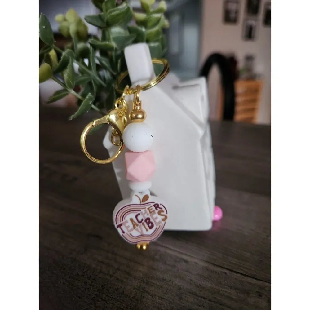 “Teacher Vibes” Silicone Beaded Keychain